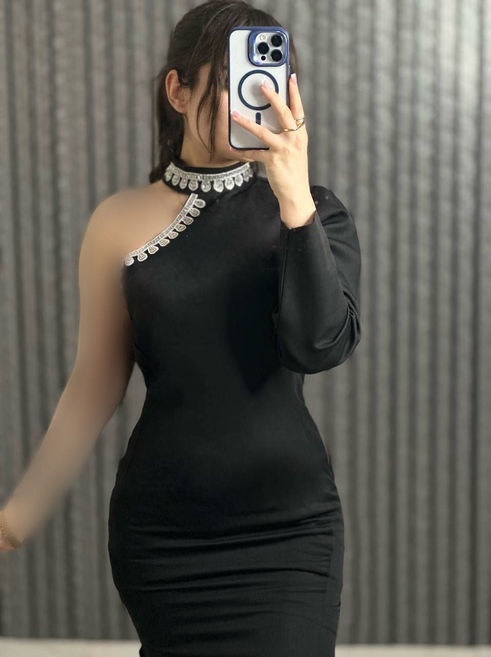 لباس مجلسی زنانه طرح رومینا تک رنگ مشکی کد 7134